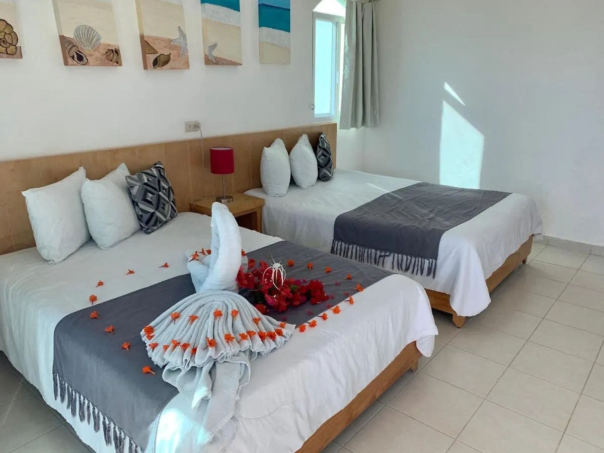 Taffeit Otel Puerto Morelos